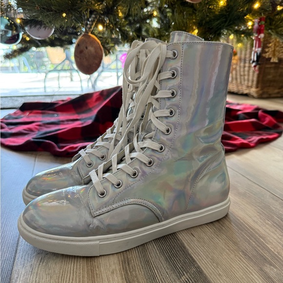 Holographic Discontinued Dolls Kill YRU Boots with Credit Card Pockets Size 11 - Picture 3 of 11